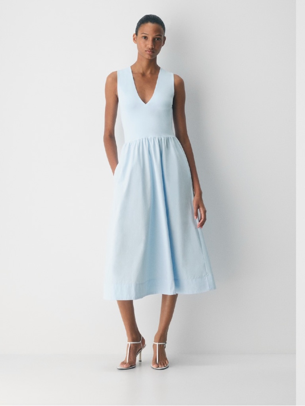 Aritzia Pale Blue V-Neck Maxi Dress Size XS, L